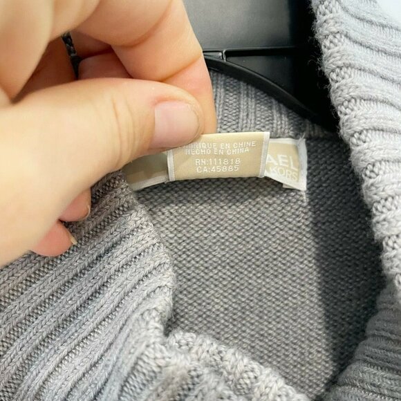 Michael Kors Womens Sleeveless Rabbit Fur Vest Jacket Gray Size 3X Ribbed Knit - Picture 4 of 8